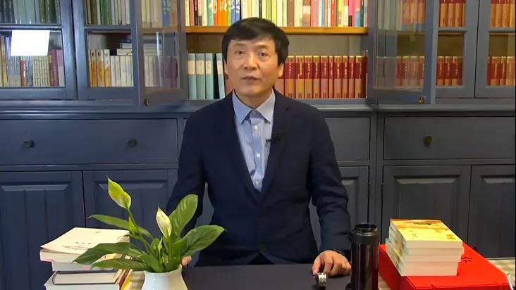 傳承中華文脈，經(jīng)典浸潤(rùn)人生——新疆兵團(tuán)二中開(kāi)展大型讀書(shū)月系列活動(dòng)1.jpg